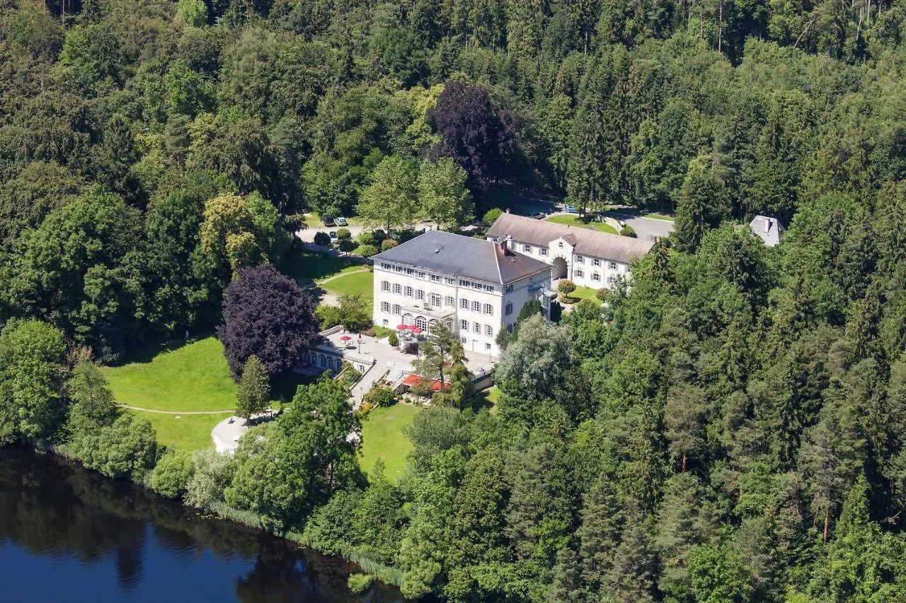 Gastehaus Schloss Abtsee Hotel Laufen 0*,