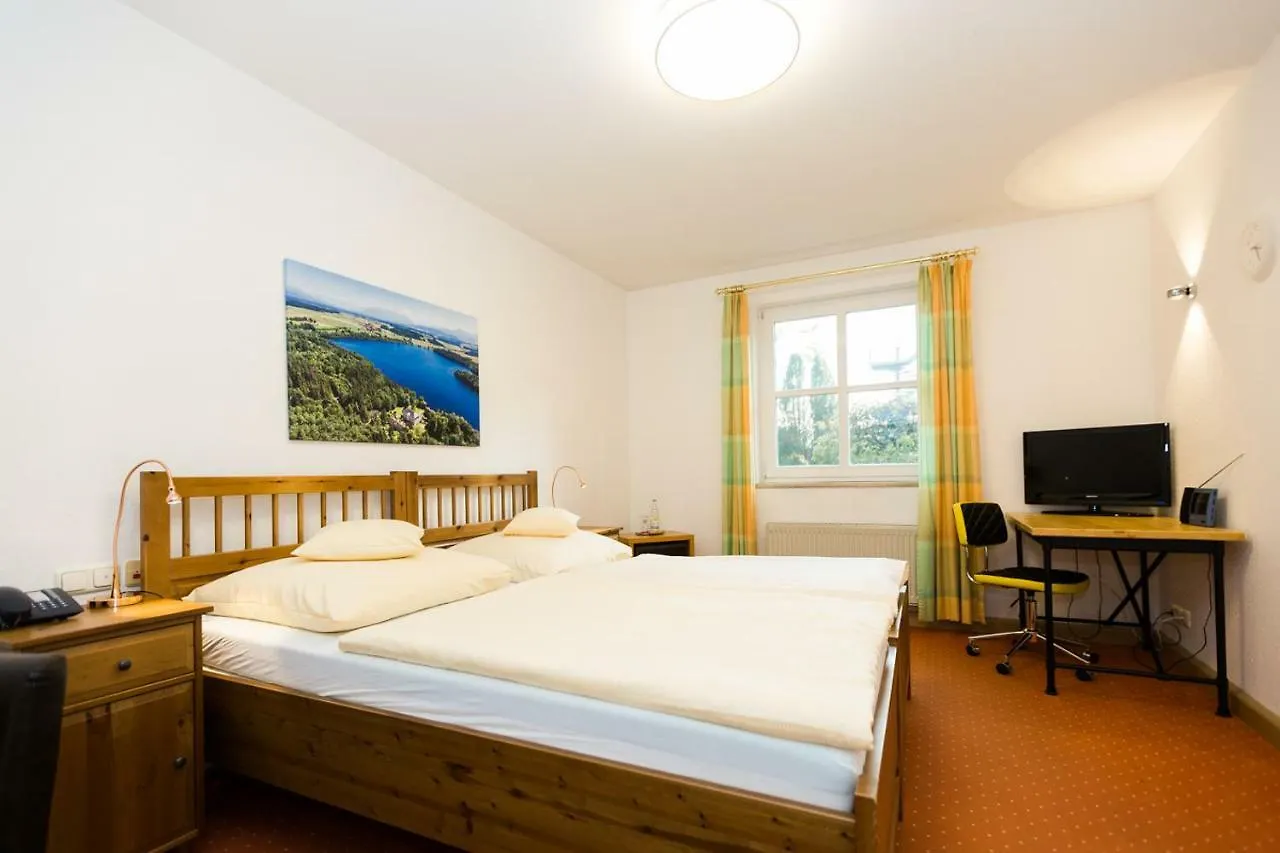 Guest house Gastehaus Schloss Abtsee Hotel Laufen