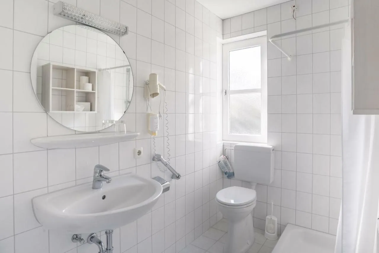 Guest house Gastehaus Schloss Abtsee Hotel Laufen Germany