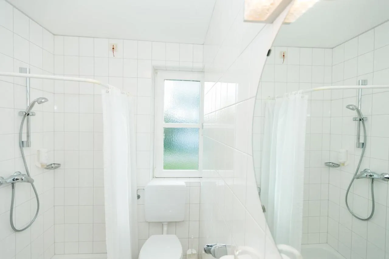 Gastehaus Schloss Abtsee Hotel Laufen